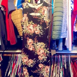 Brat Star sleeveless midi dress size small floral